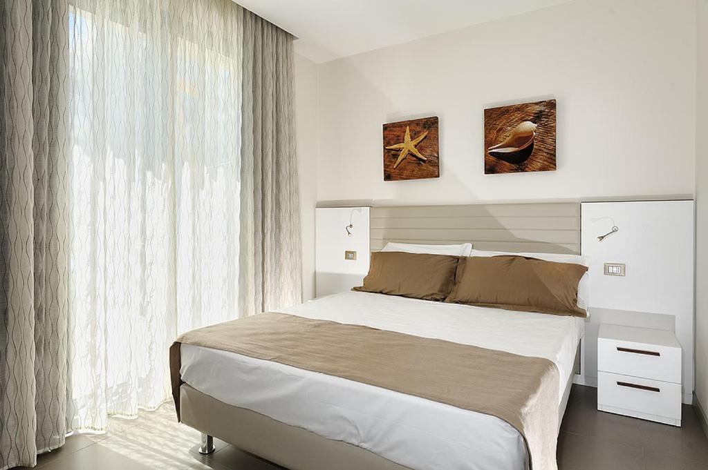 Hotel & Residence Cavalluccio Marino 리미니 외부 사진